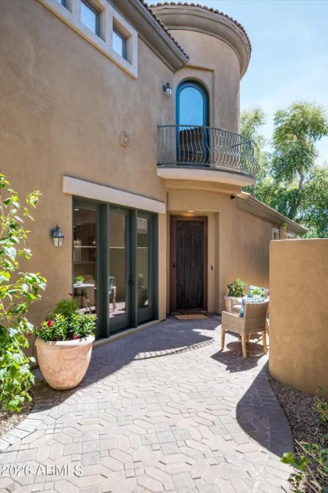 Real Estate Picture 19