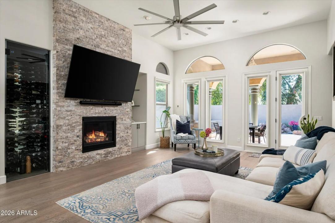 Real Estate Picture 20