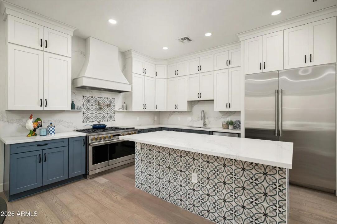 Real Estate Picture 5