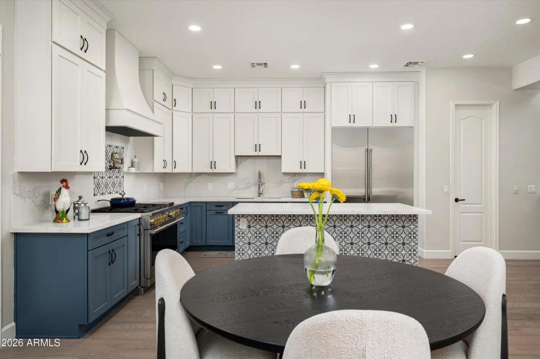 Real Estate Picture 2