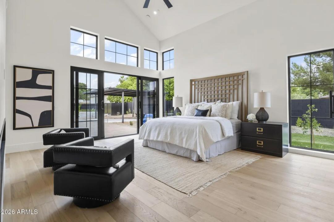 Real Estate Picture 15