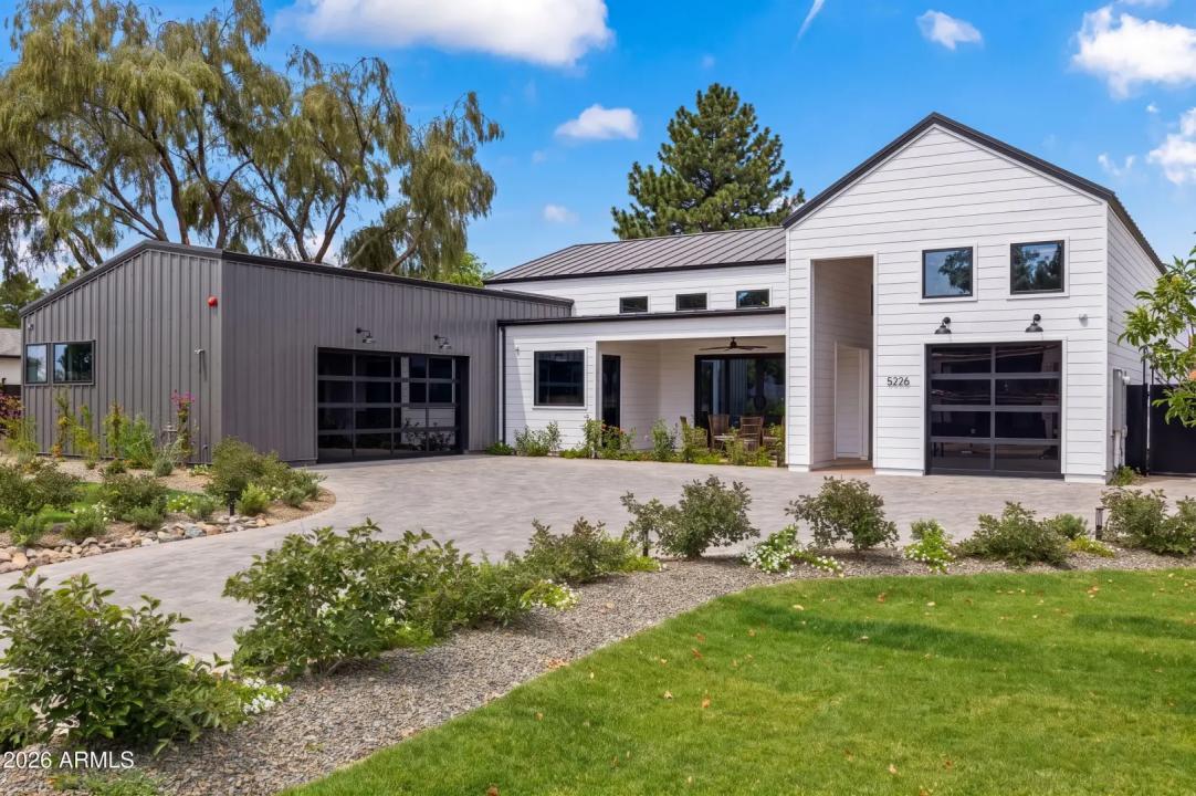 Real Estate Picture 2