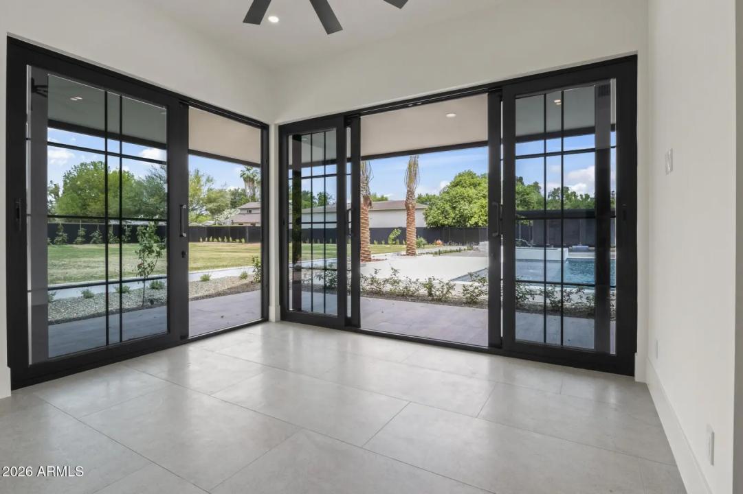 Real Estate Picture 32