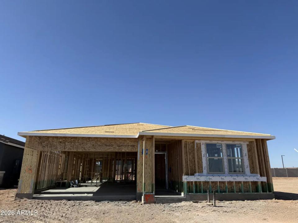 Real Estate Picture 2