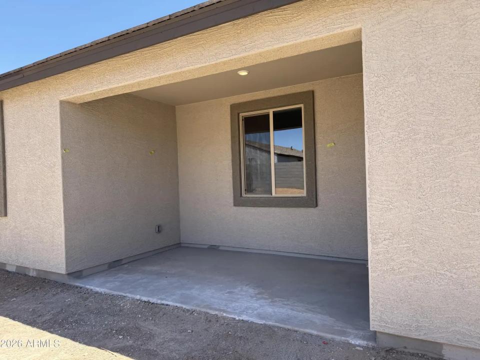 Real Estate Picture 10