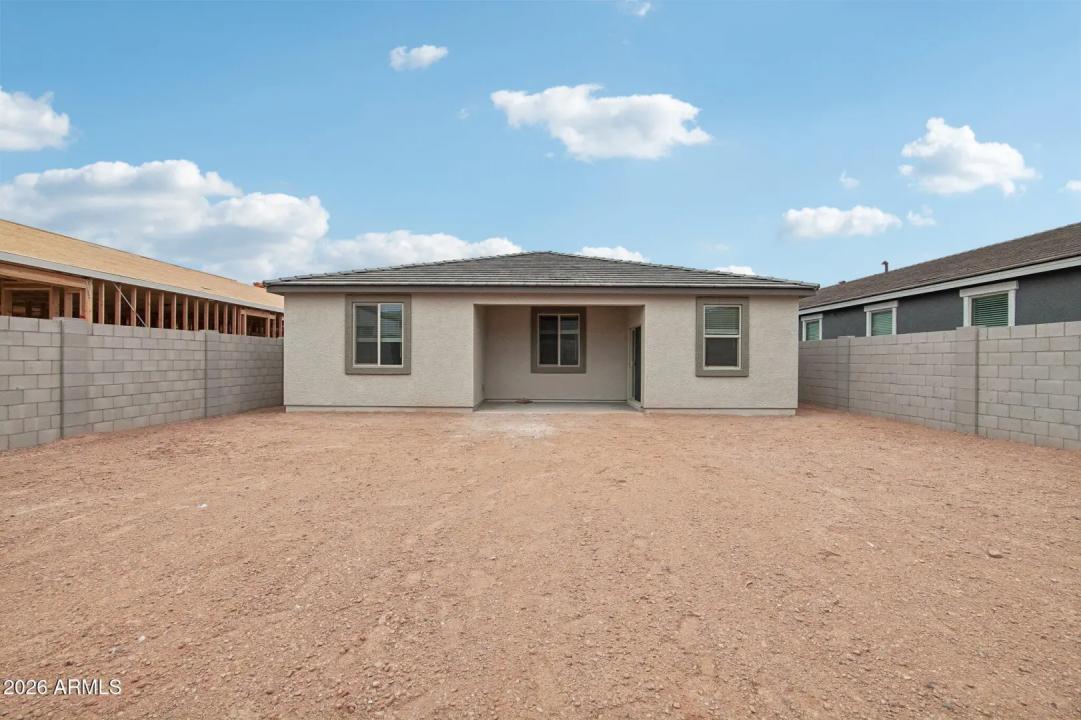 Real Estate Picture 32