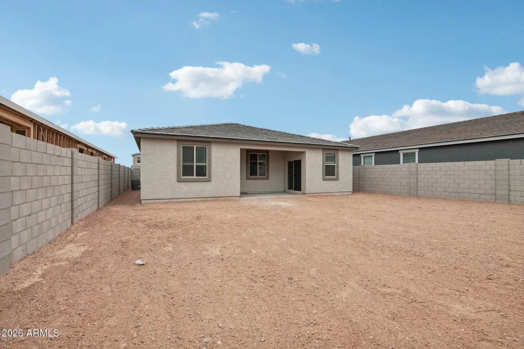 Real Estate Picture 33
