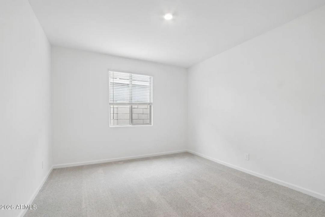 Real Estate Picture 19