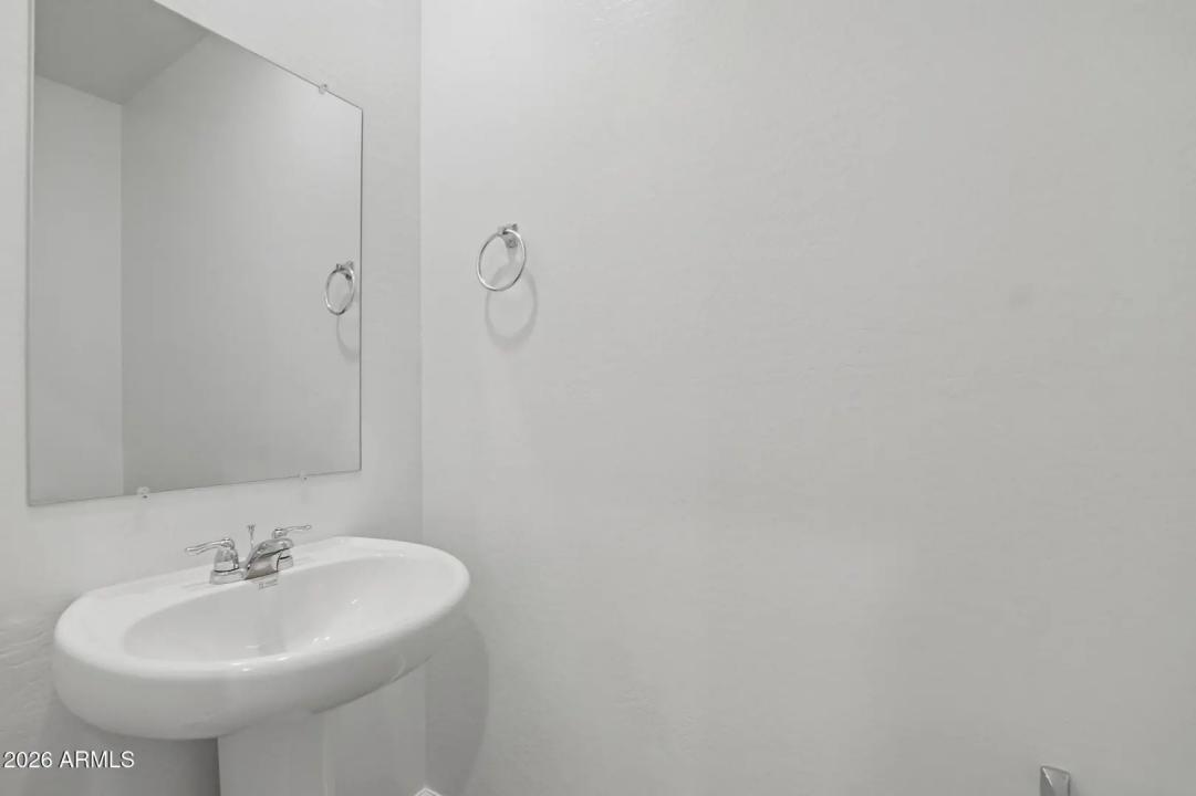 Real Estate Picture 22