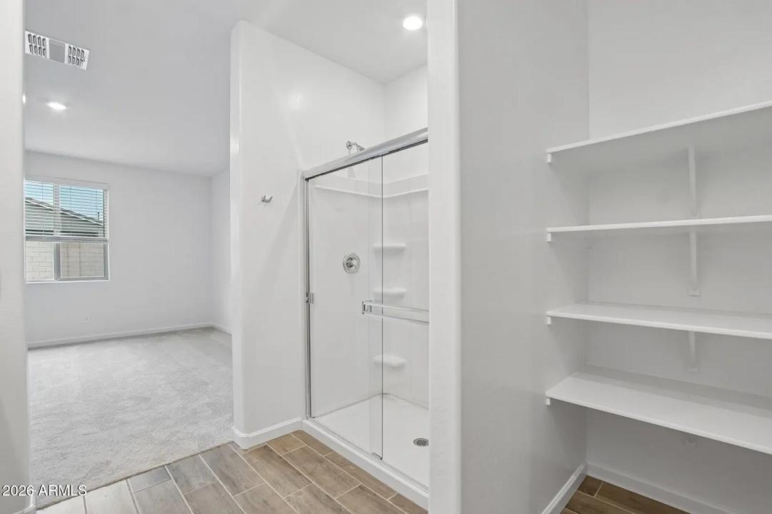 Real Estate Picture 27