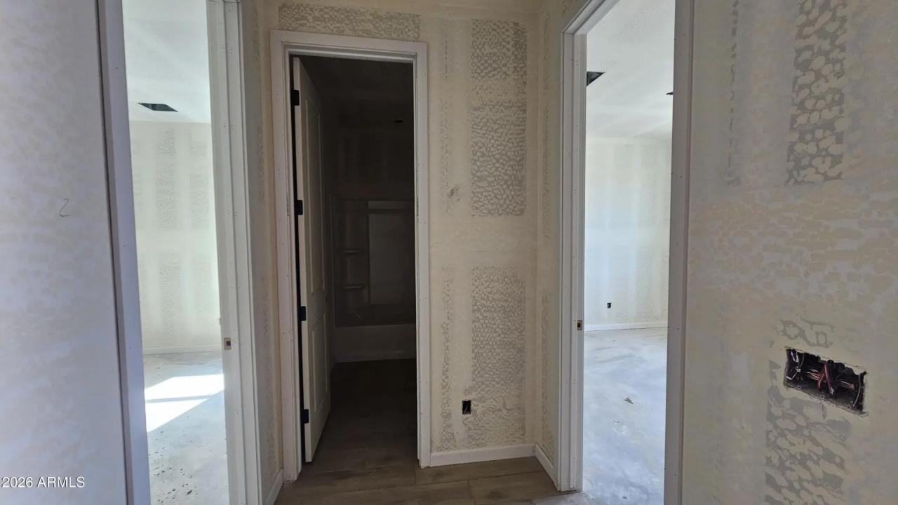 Real Estate Picture 9