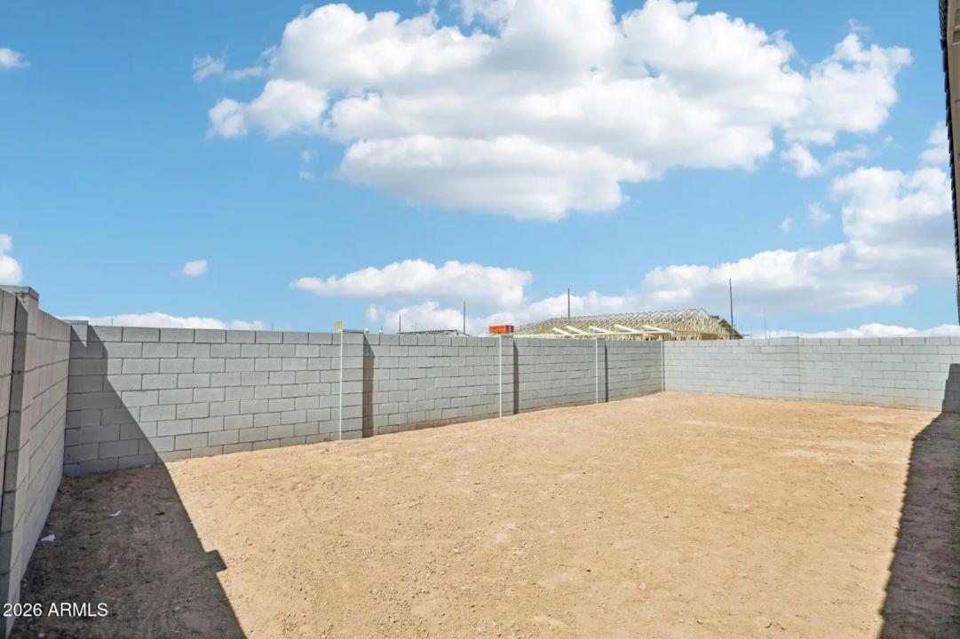 Real Estate Picture 32
