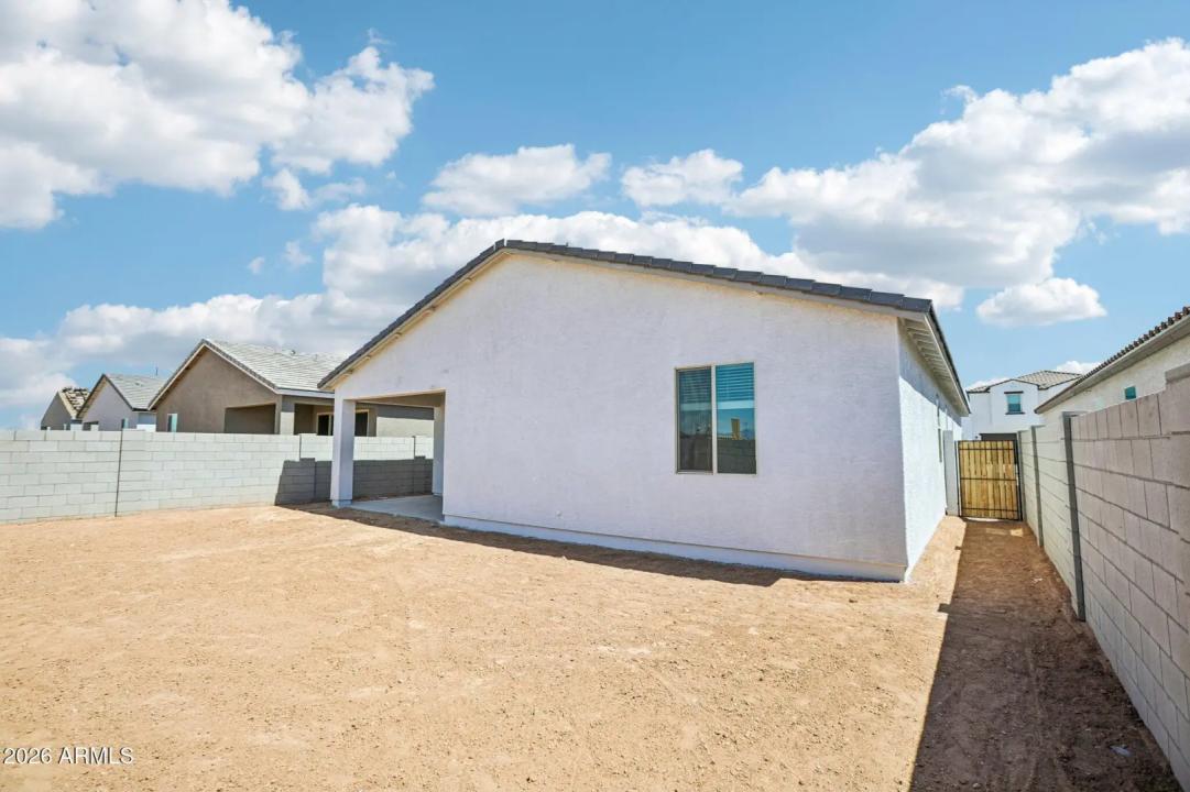 Real Estate Picture 33
