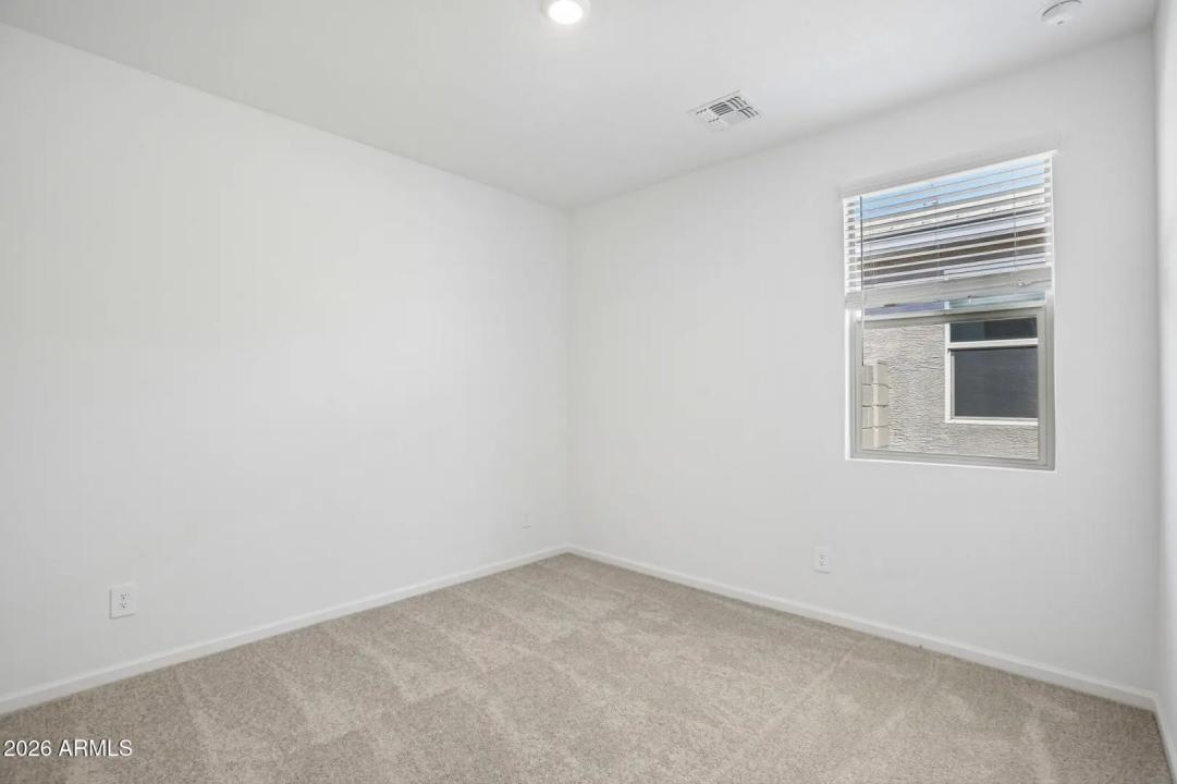 Real Estate Picture 13