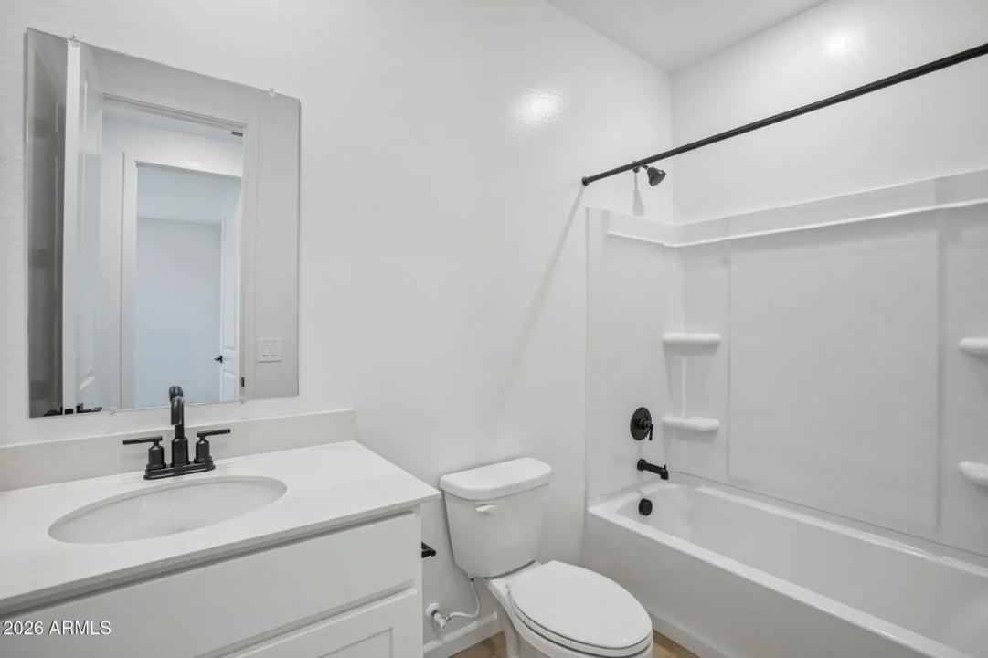Real Estate Picture 21