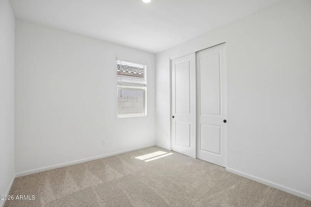 Real Estate Picture 22