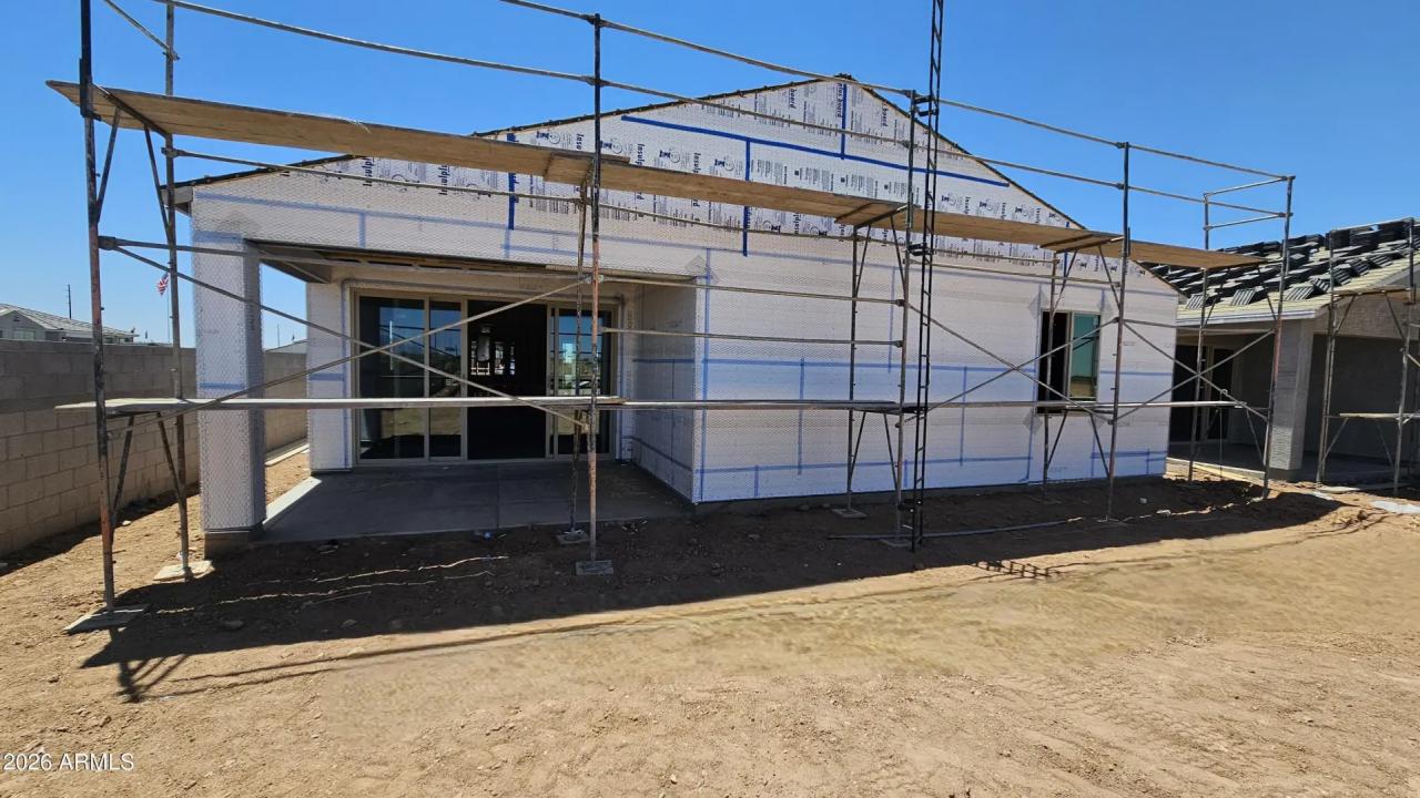 Real Estate Picture 5