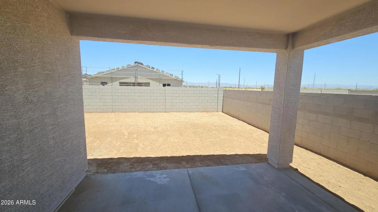Real Estate Picture 9