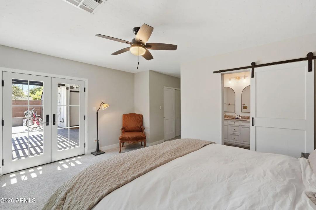 Real Estate Picture 14