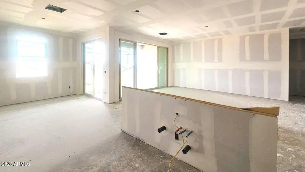 Real Estate Picture 3