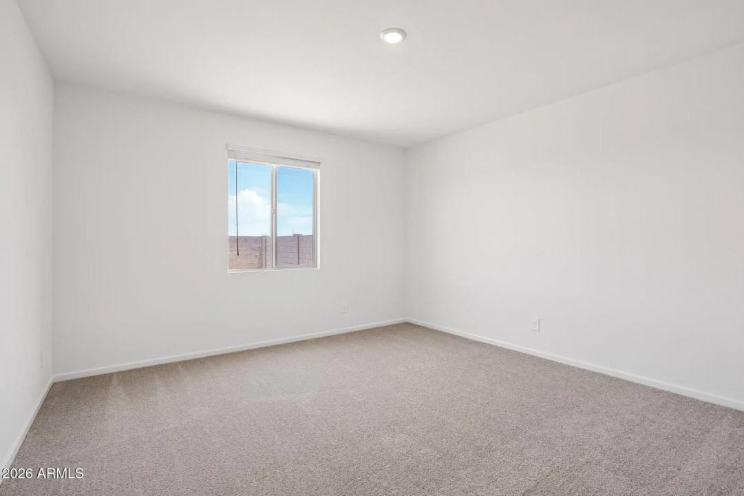 Real Estate Picture 20