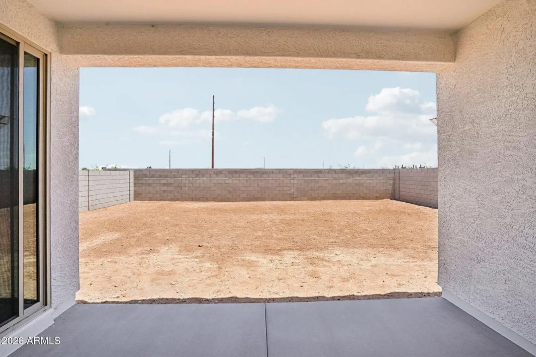 Real Estate Picture 25