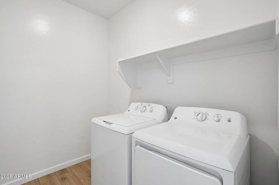 Real Estate Picture 17
