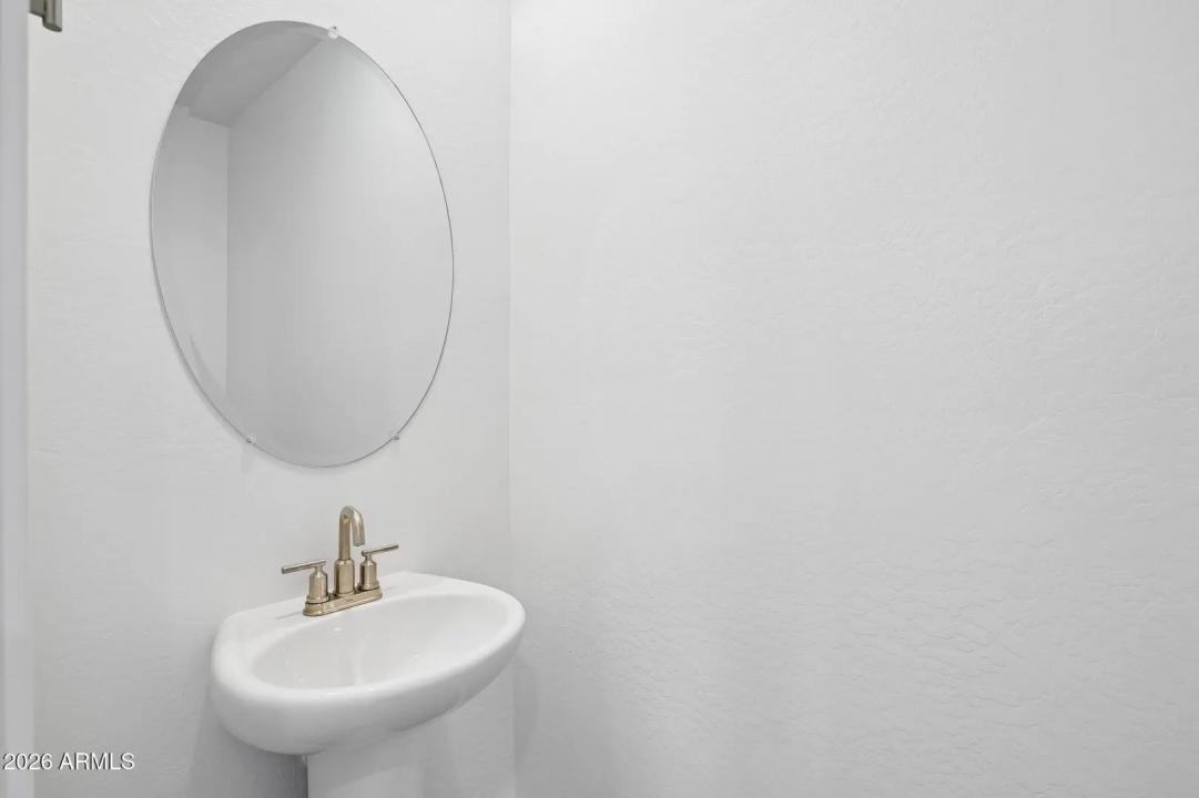 Real Estate Picture 19