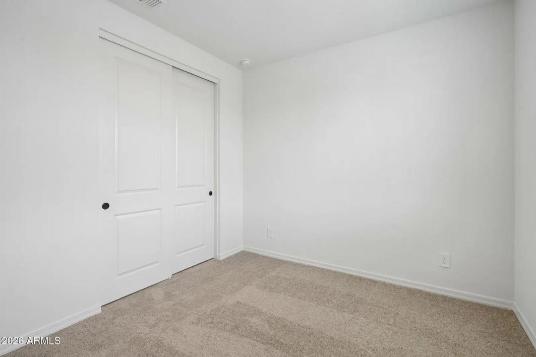 Real Estate Picture 24