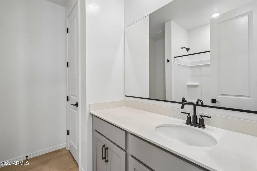 Real Estate Picture 25