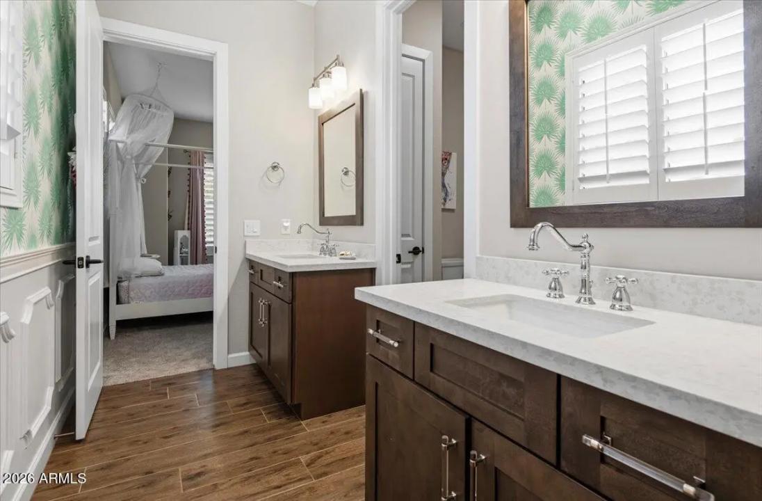 Real Estate Picture 41
