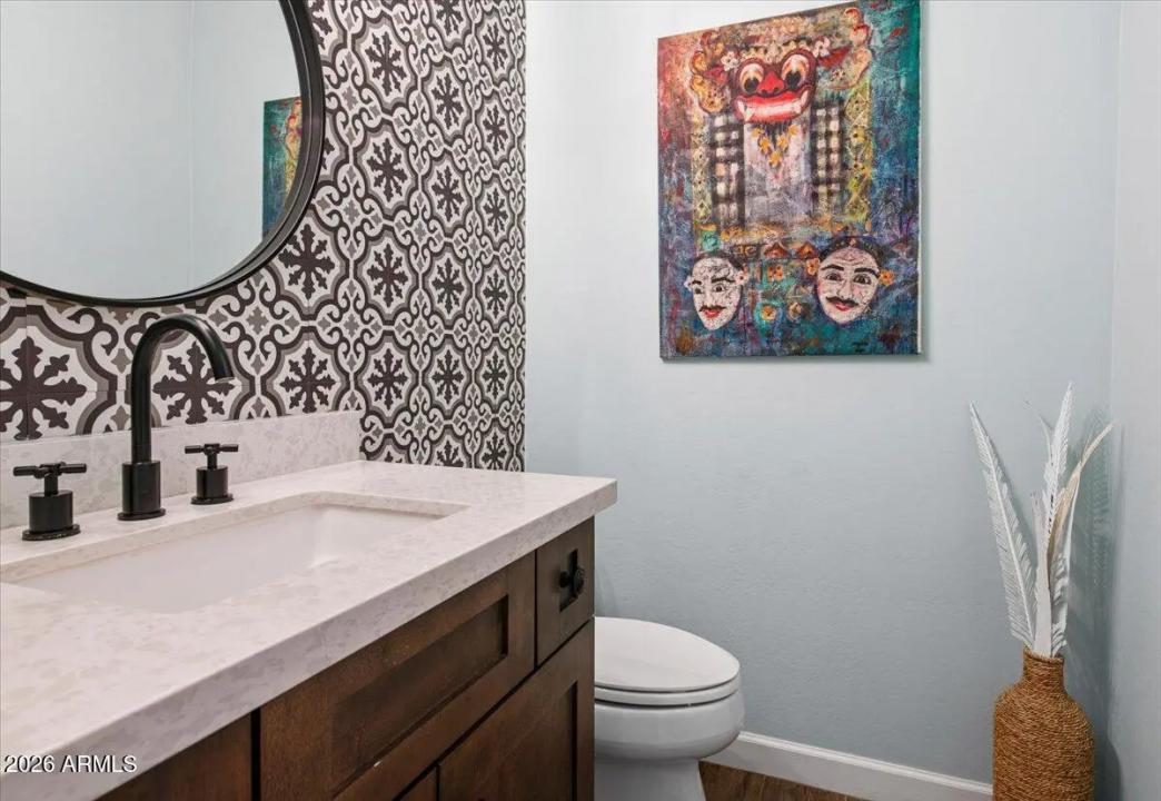 Real Estate Picture 42
