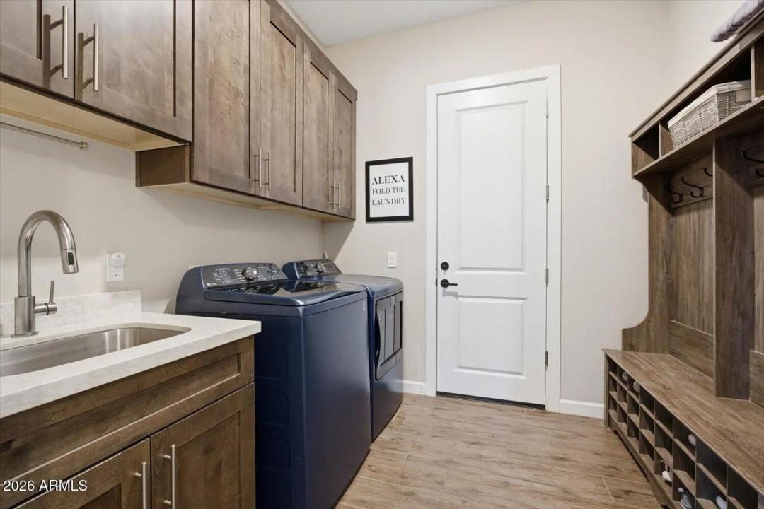 Real Estate Picture 44