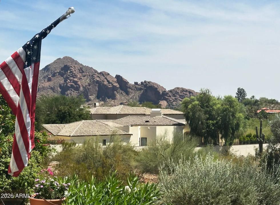 Real Estate Picture 1