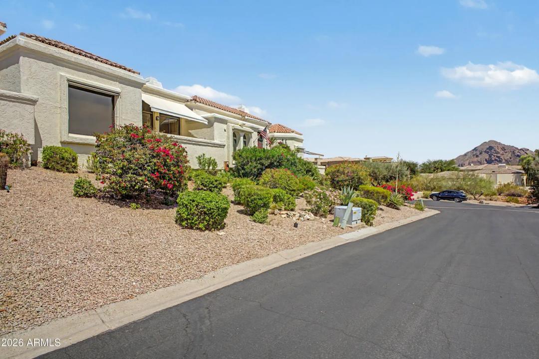 Real Estate Picture 33