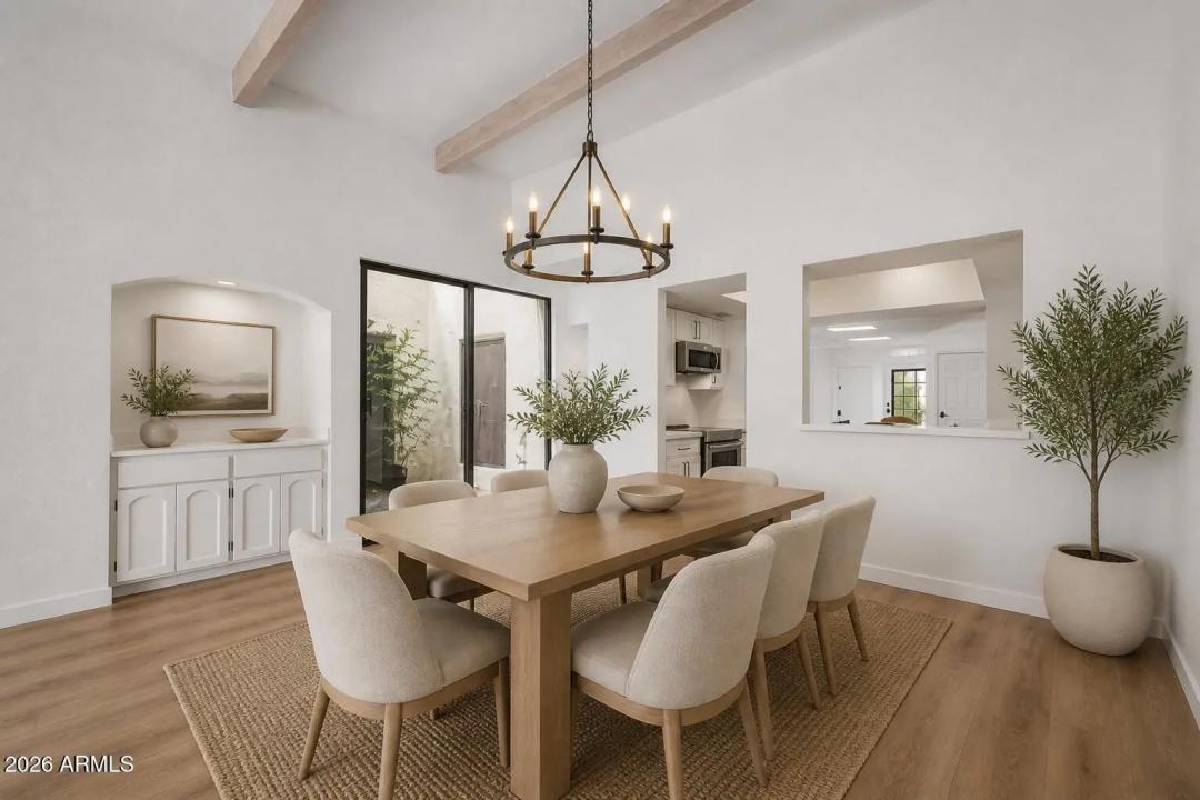Real Estate Picture 5