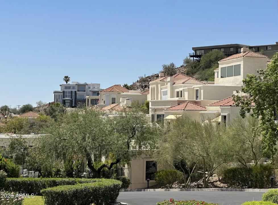 Real Estate Picture 35