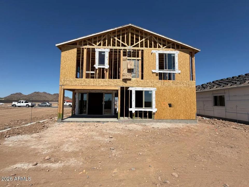 Real Estate Picture 5