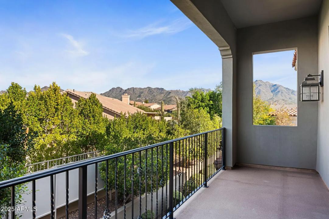 Real Estate Picture 19