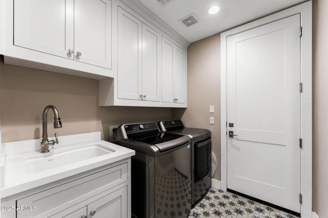 Real Estate Picture 30