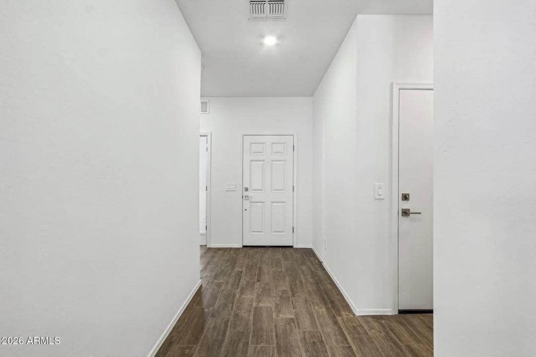 Real Estate Picture 19