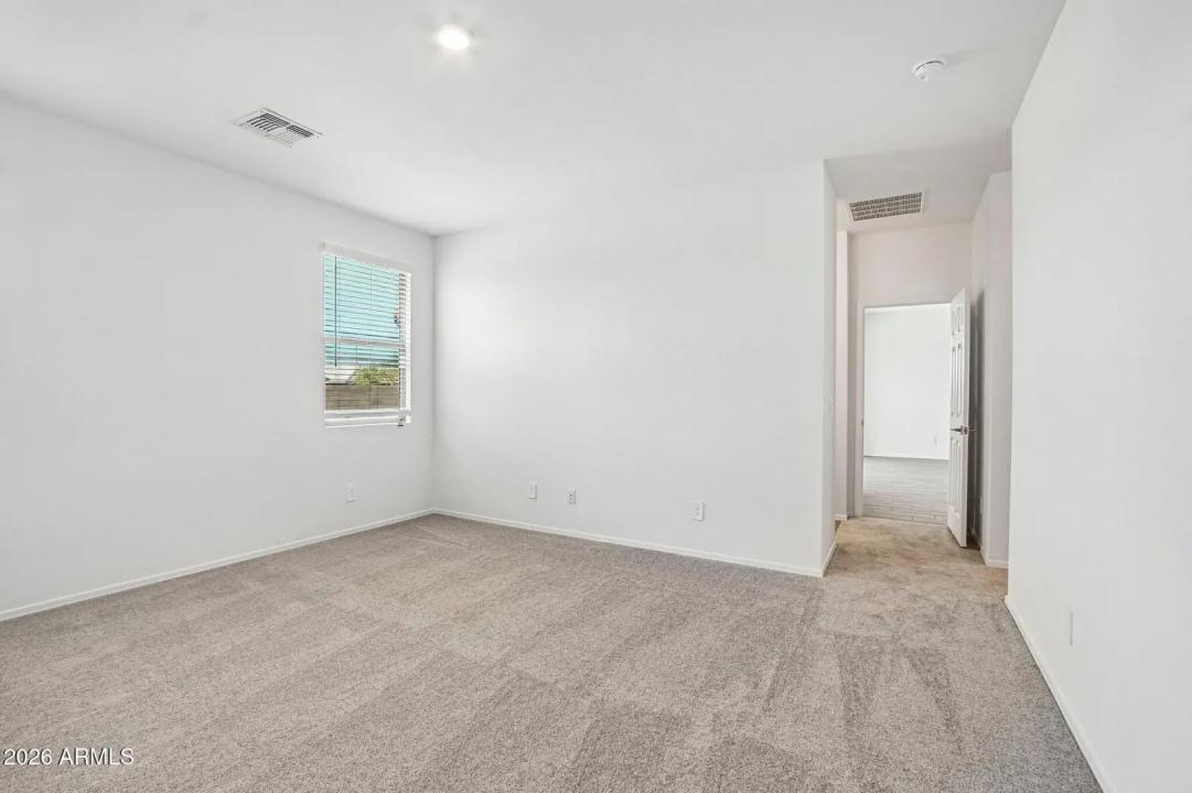 Real Estate Picture 21