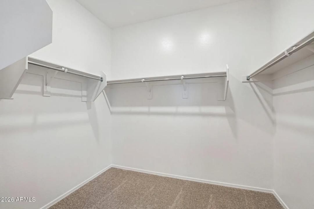 Real Estate Picture 23