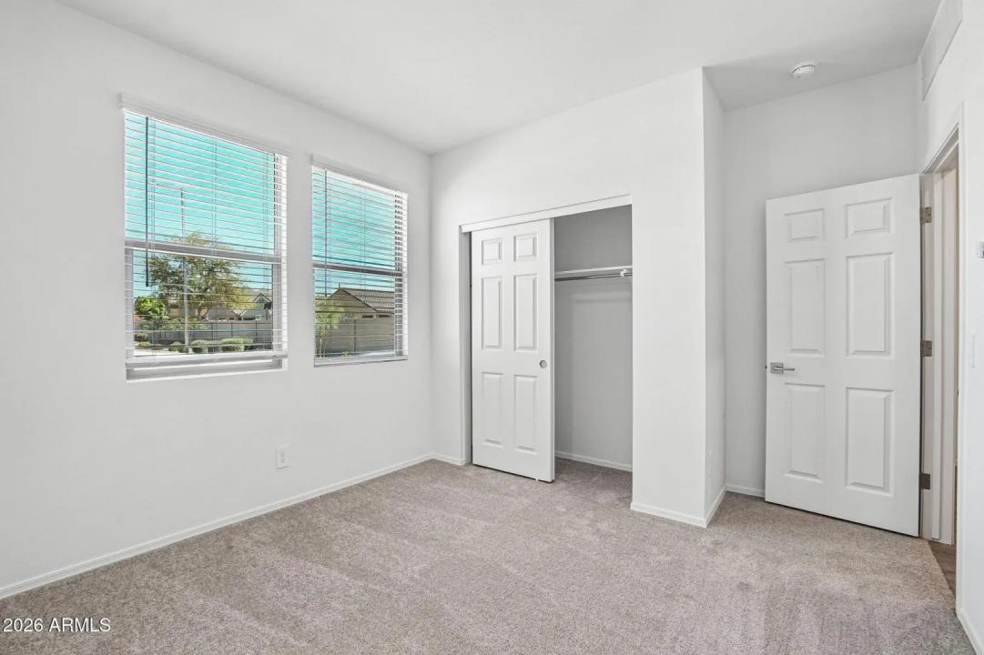 Real Estate Picture 27