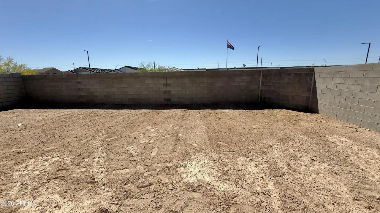 Real Estate Picture 13