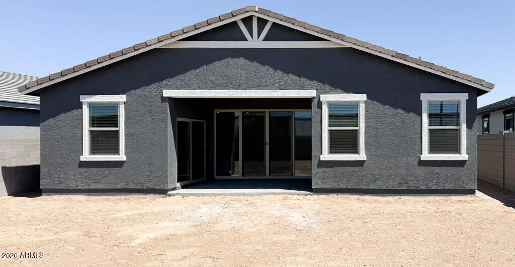 Real Estate Picture 7