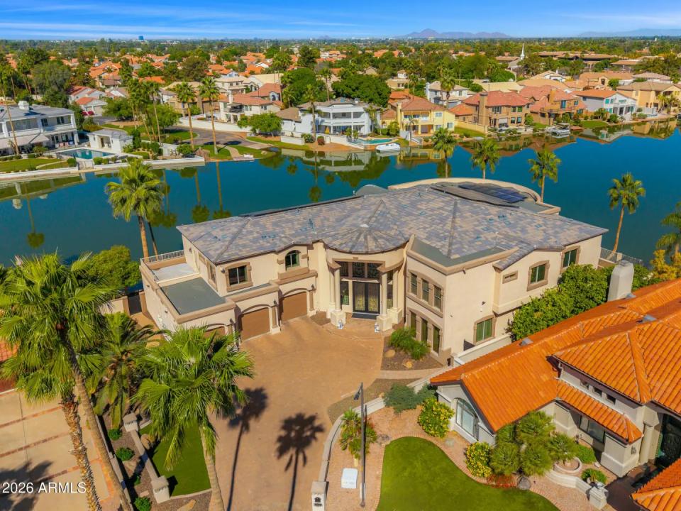 Real Estate Picture 2