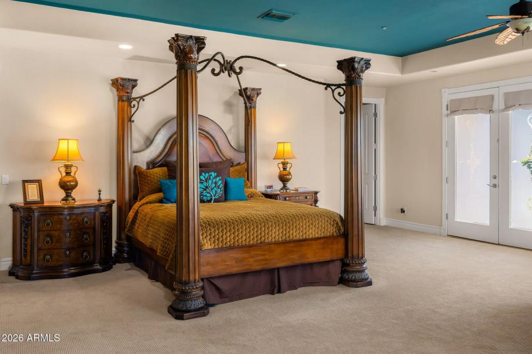 Real Estate Picture 17