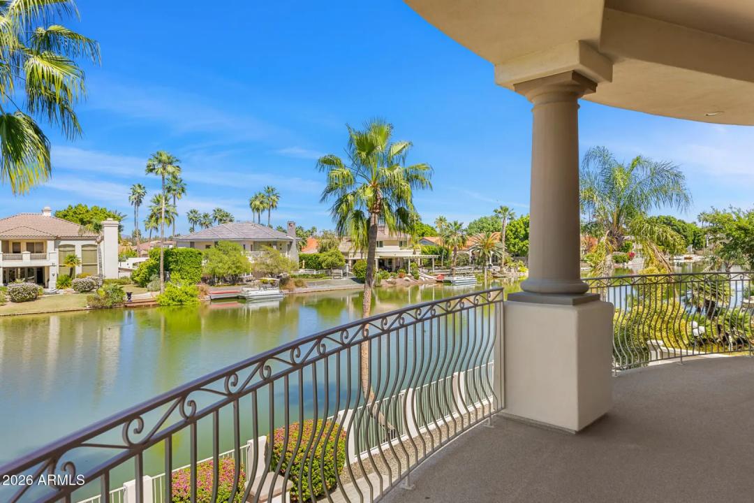 Real Estate Picture 19