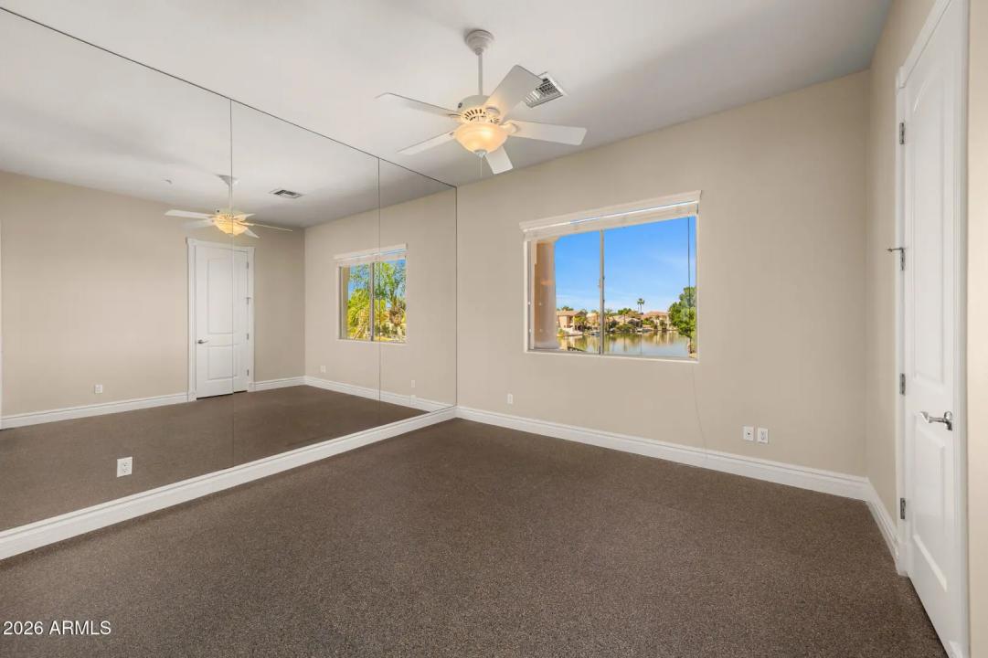 Real Estate Picture 23